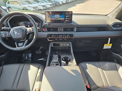 New 2026 Honda Pilot TrailSport image 24