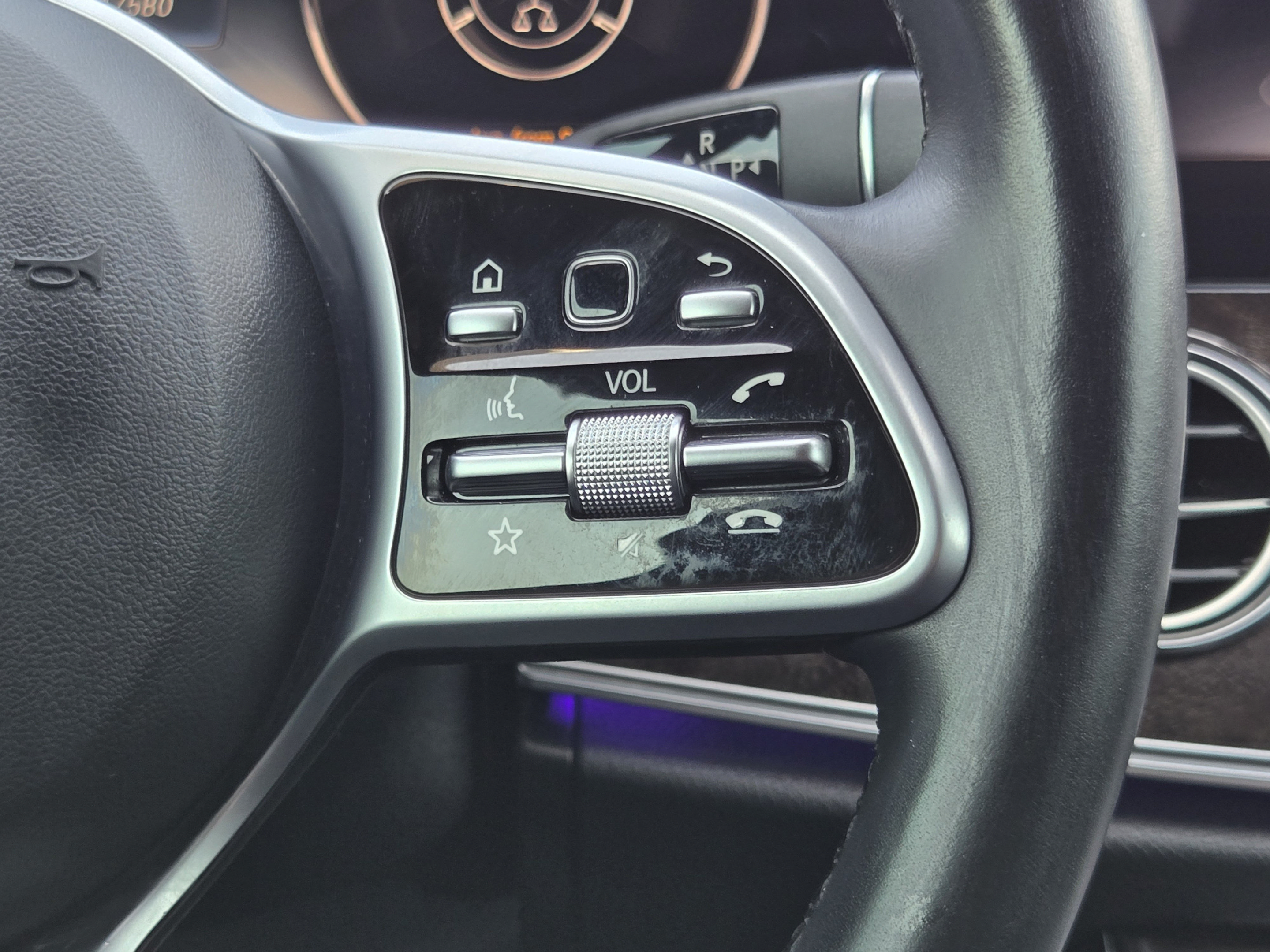 Used 2020 Mercedes-Benz E 350 Sedan image 26