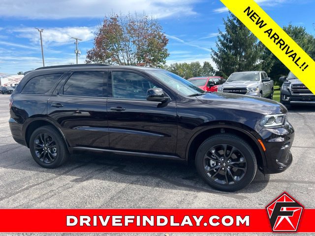 Used 2024 Dodge Durango SXT w/ SXT Blacktop Group AWD/4WD image 4