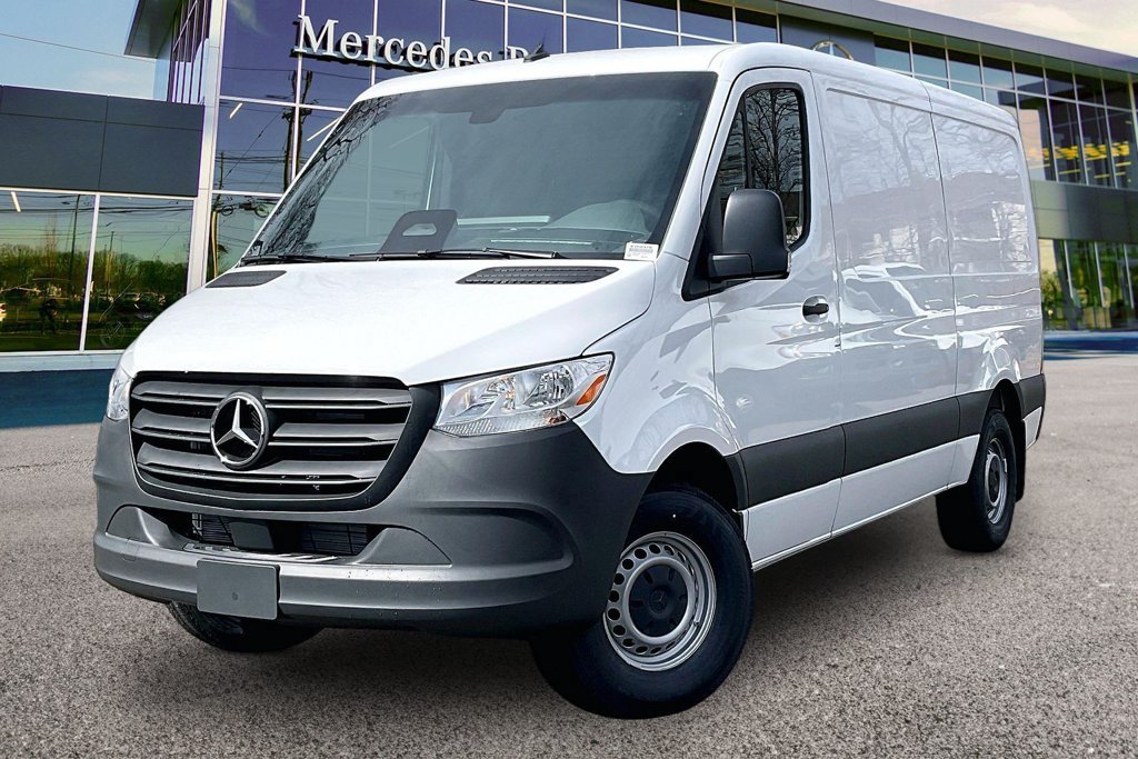 Used 2026 Mercedes-Benz Sprinter 2500 image 2