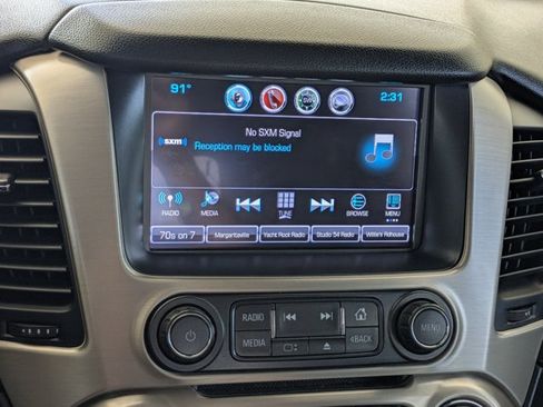 Used 2018 GMC Yukon Denali RWD image 11