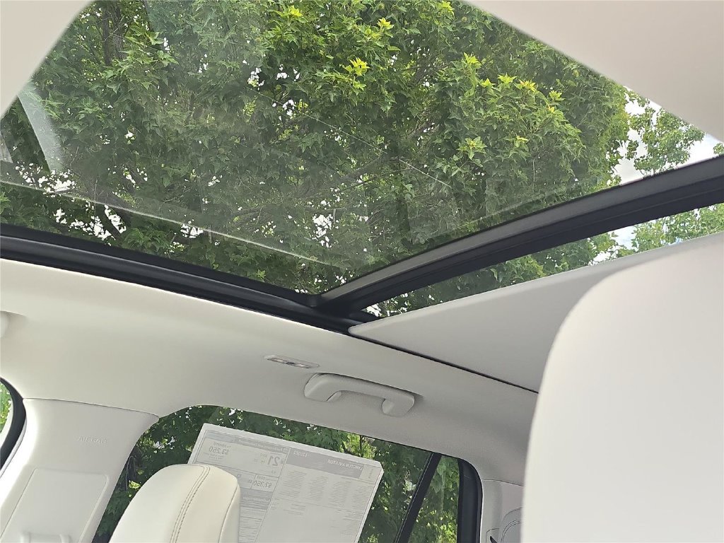New 2026 Lincoln Aviator 2WD image 25