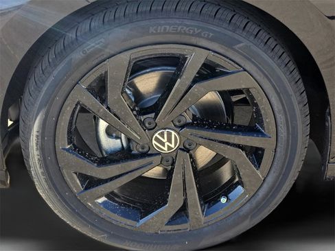 New 2026 Volkswagen Jetta SE image 8