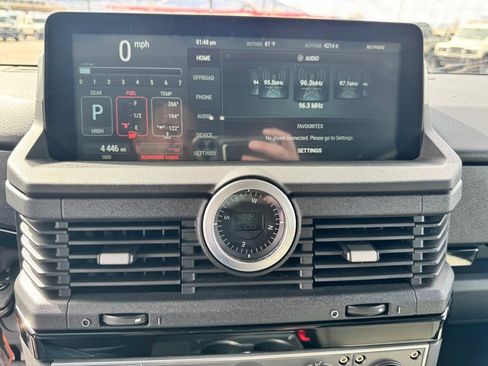 Used 2025 INEOS Grenadier Fieldmaster Edition image 12