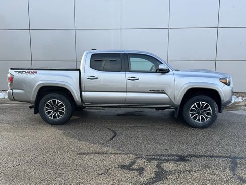Certified 2023 Toyota Tacoma TRD Sport image 37