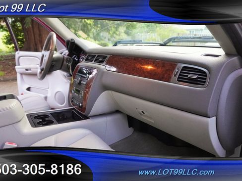 Used 2008 Chevrolet Silverado 2500 LTZ w/ Safety Package AWD/4WD image 16