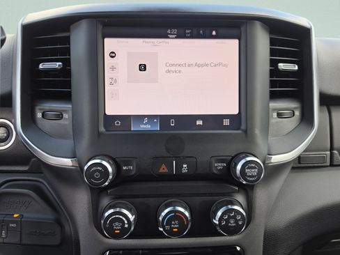 Used 2024 RAM 2500 Big Horn image 31