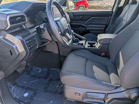 Used 2025 Toyota 4Runner SR5 image 11