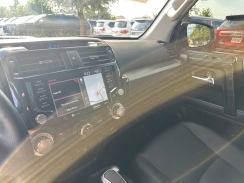 Used 2023 Toyota 4Runner TRD Off-Road Premium w/ Off Road Premium Plus Package AWD/4WD image 24