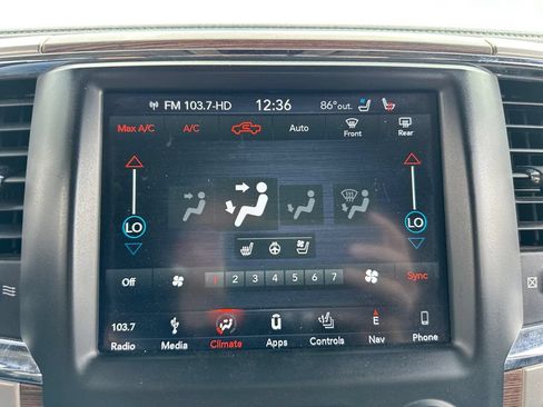 Used 2018 RAM 2500 Laramie w/ Snow Chief Group AWD/4WD image 25