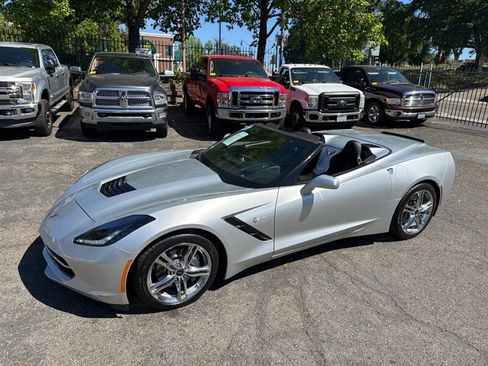 Used 2016 Chevrolet Corvette Stingray Convertible w/ 2LT Preferred Equipment Group RWD image 21