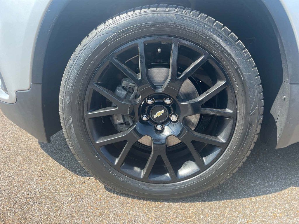 Used 2021 Chevrolet Trax LT w/ Sport Edition FWD image 8