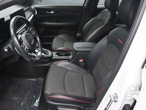 Certified 2022 Kia Forte GT image 14