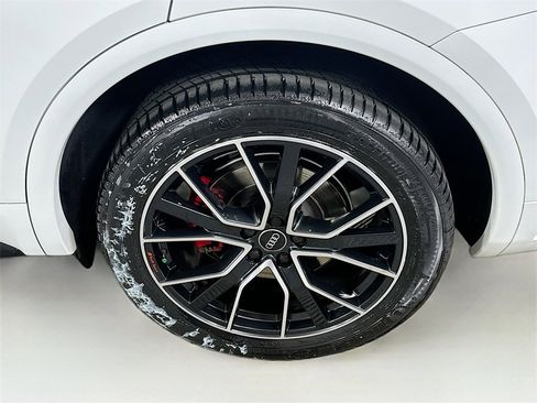Used 2023 Audi SQ5 Premium Plus image 24