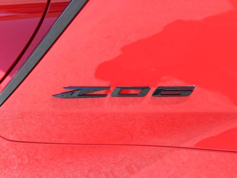 Used 2024 Chevrolet Corvette Z06 RWD image 9