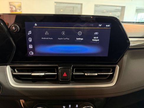 Used 2025 Chevrolet TrailBlazer LT FWD image 20