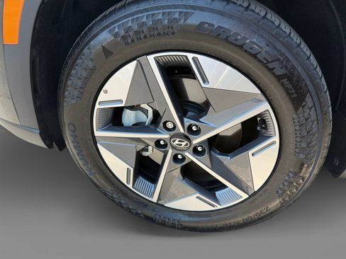 Used 2025 Hyundai Tucson SEL FWD image 9