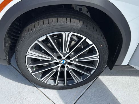 New 2026 BMW X2 xDrive28i w/ Technology Package image 30