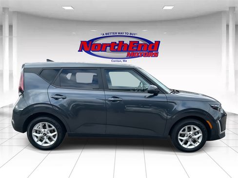 Used 2024 Kia Soul LX w/ Option Group 015 image 2