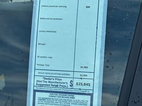 New 2025 Nissan Kicks Play S image 10