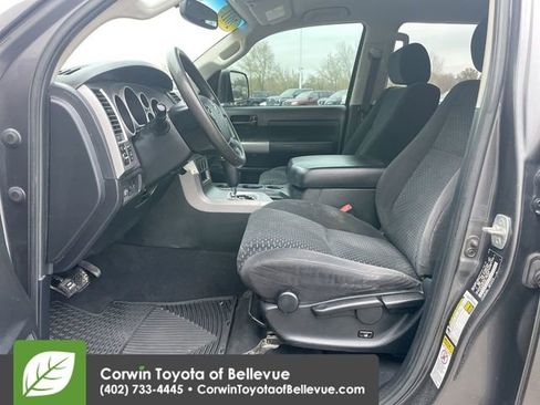 Used 2011 Toyota Tundra 4x4 CrewMax image 15