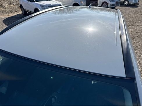 Used 2022 Nissan Murano SV w/ SV Midnight Edition Package image 13