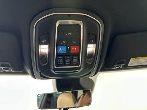 Used 2023 Jeep Grand Cherokee 4WD 4xe w/ Luxury Tech Group II image 24