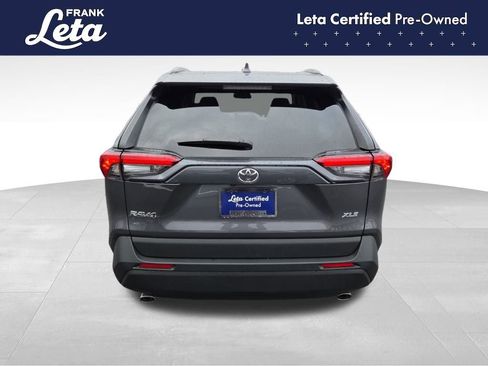 Used 2025 Toyota RAV4 XLE image 9