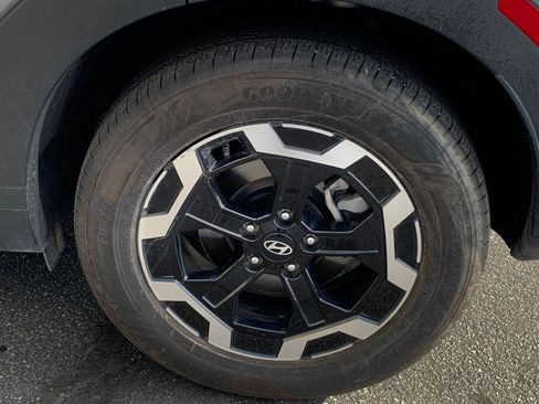 Used 2025 Hyundai Santa Fe SEL image 32