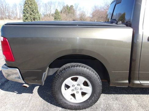 Used 2012 RAM 1500 Classic SLT image 34