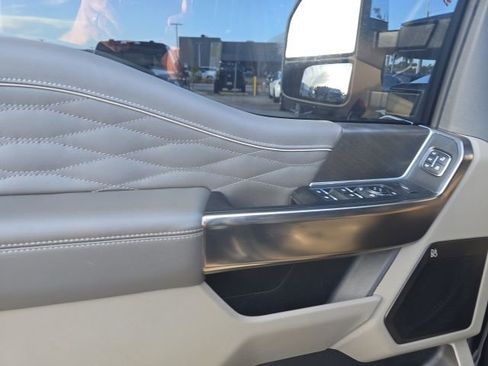 Used 2026 Ford F350 Platinum w/ Platinum Plus Package image 11