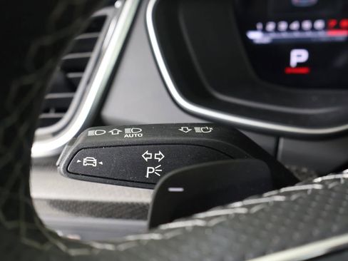 Used 2024 Audi SQ5 Premium Plus w/ Premium Plus Package image 31