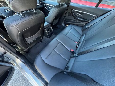 Used 2018 BMW 330i xDrive Sedan AWD/4WD image 11
