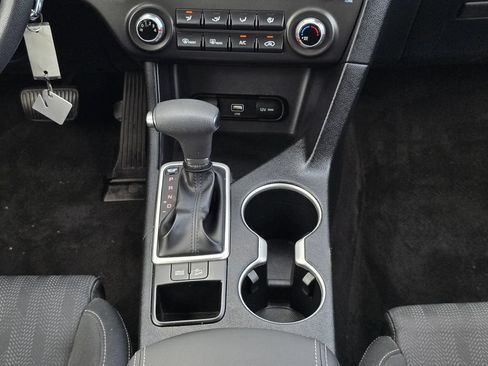 Used 2022 Kia Sportage LX FWD image 22