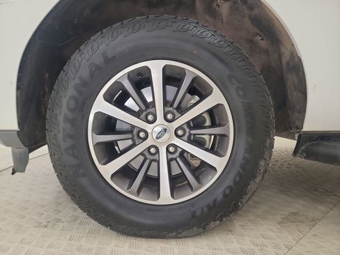 Used 2021 Ford Expedition Max XL AWD/4WD image 10