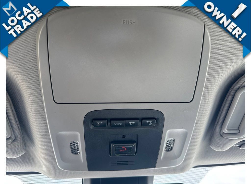 Used 2021 Toyota Camry XLE FWD image 24