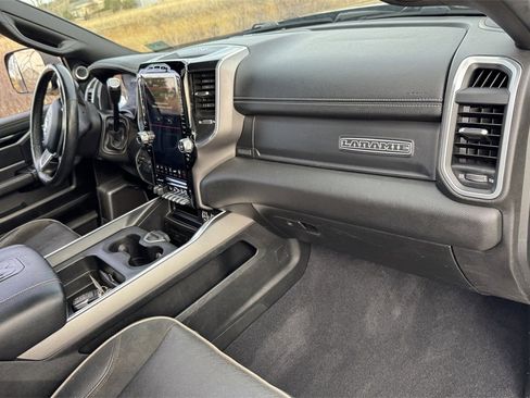 Used 2020 RAM 3500 Laramie image 29