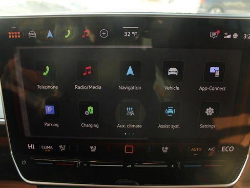 New 2025 Volkswagen ID. Buzz Pro S image 28