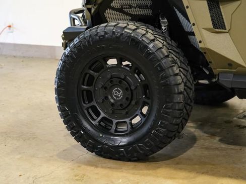 Used 2025 Jeep Wrangler Unlimited Rubicon 392 AWD/4WD image 12