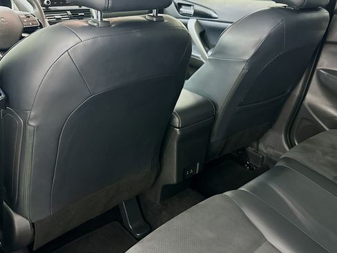 Used 2025 Mitsubishi Outlander Sport ES AWD/4WD image 27