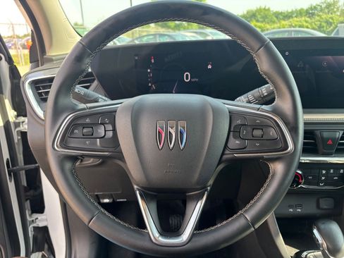 Used 2025 Buick Encore GX Preferred FWD image 27