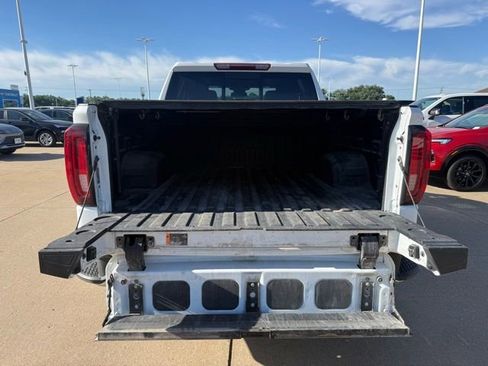 Used 2024 GMC Sierra 1500 SLT w/ SLT Premium Plus Package AWD/4WD image 5