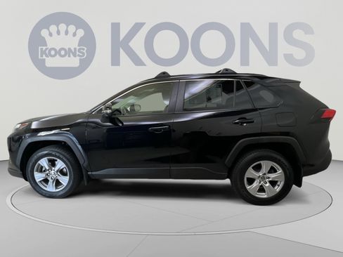 Used 2023 Toyota RAV4 XLE w/ Convenience Package AWD/4WD image 5