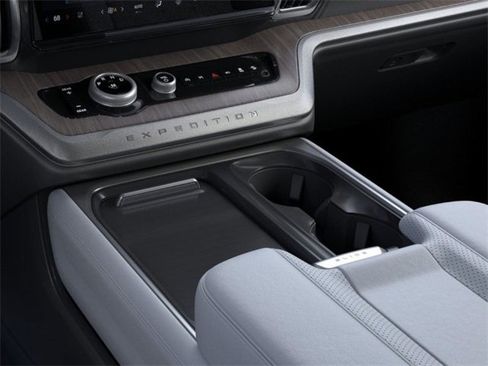 New 2025 Ford Expedition Platinum w/ Platinum Ultimate Package image 15