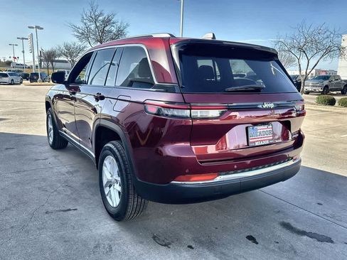 New 2026 Jeep Grand Cherokee L 2WD image 4