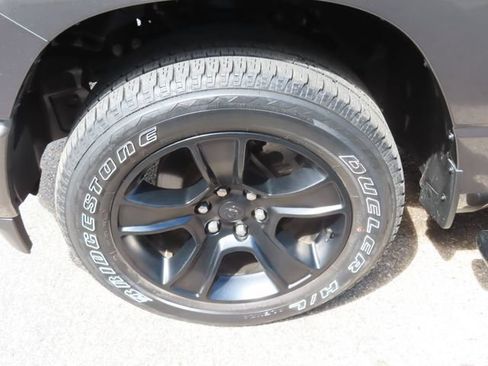 Used 2022 RAM 1500 Big Horn AWD/4WD image 17
