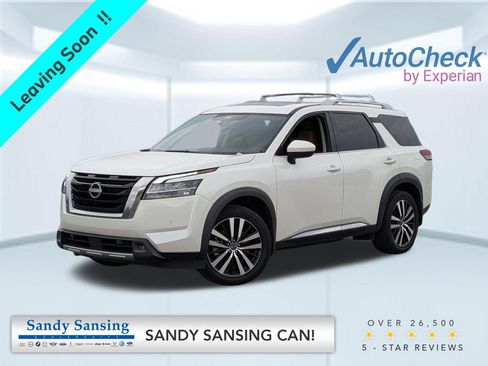 Used 2023 Nissan Pathfinder Platinum w/ Cargo Package AWD/4WD image 1