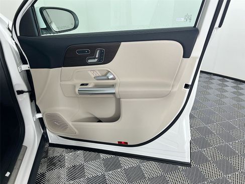 New 2026 Mercedes-Benz GLA 250 4MATIC image 26