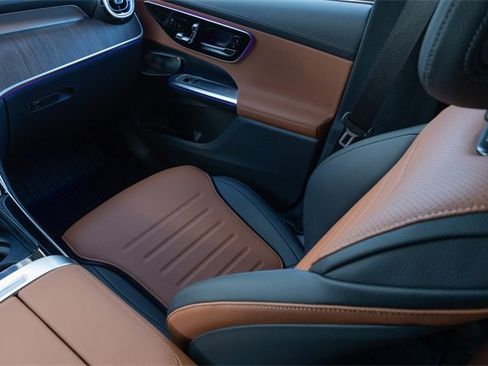 New 2026 Mercedes-Benz GLC 300 GLC 300 Coupe image 26