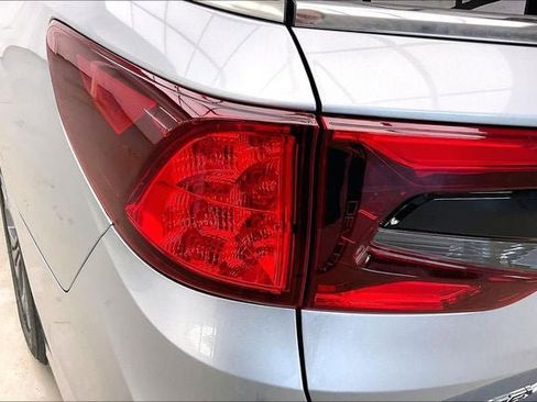 New 2026 Honda Odyssey Touring image 17